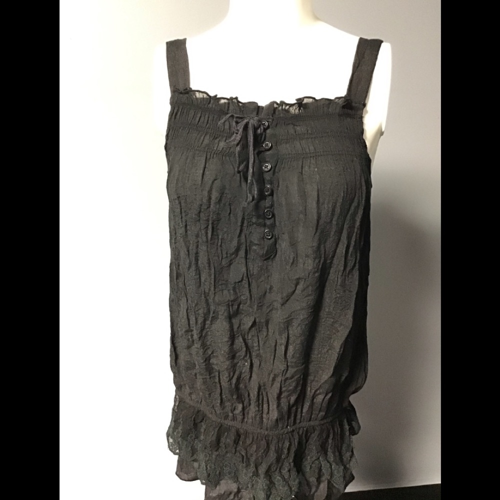 Rachael & Chloe size small black junior top